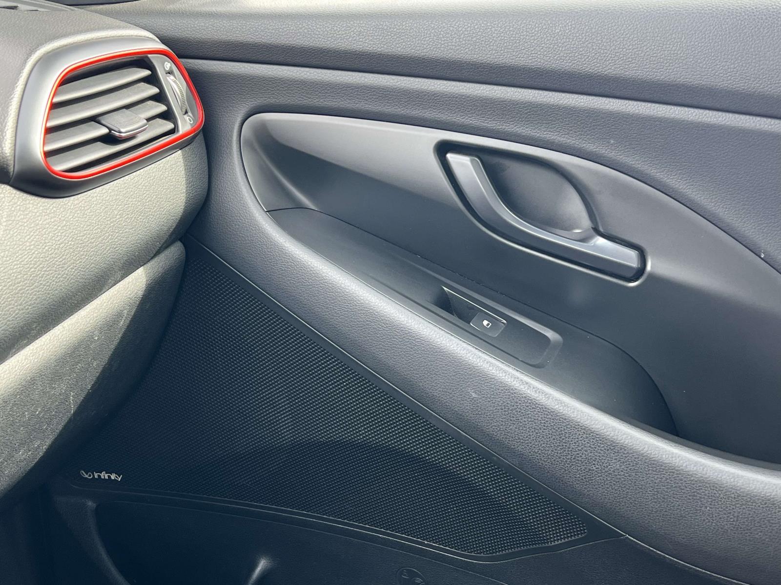 2020 Hyundai Elantra GT GT N Line - Photo 39