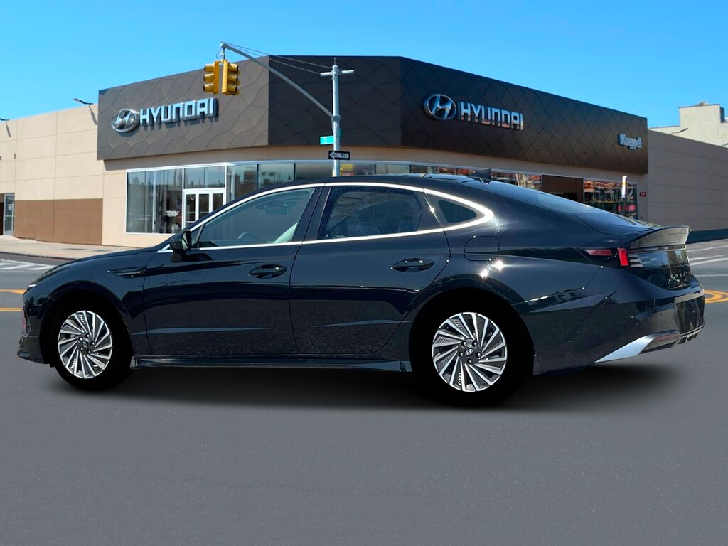 New 2026 Hyundai Sonata Hybrid SEL Sedan