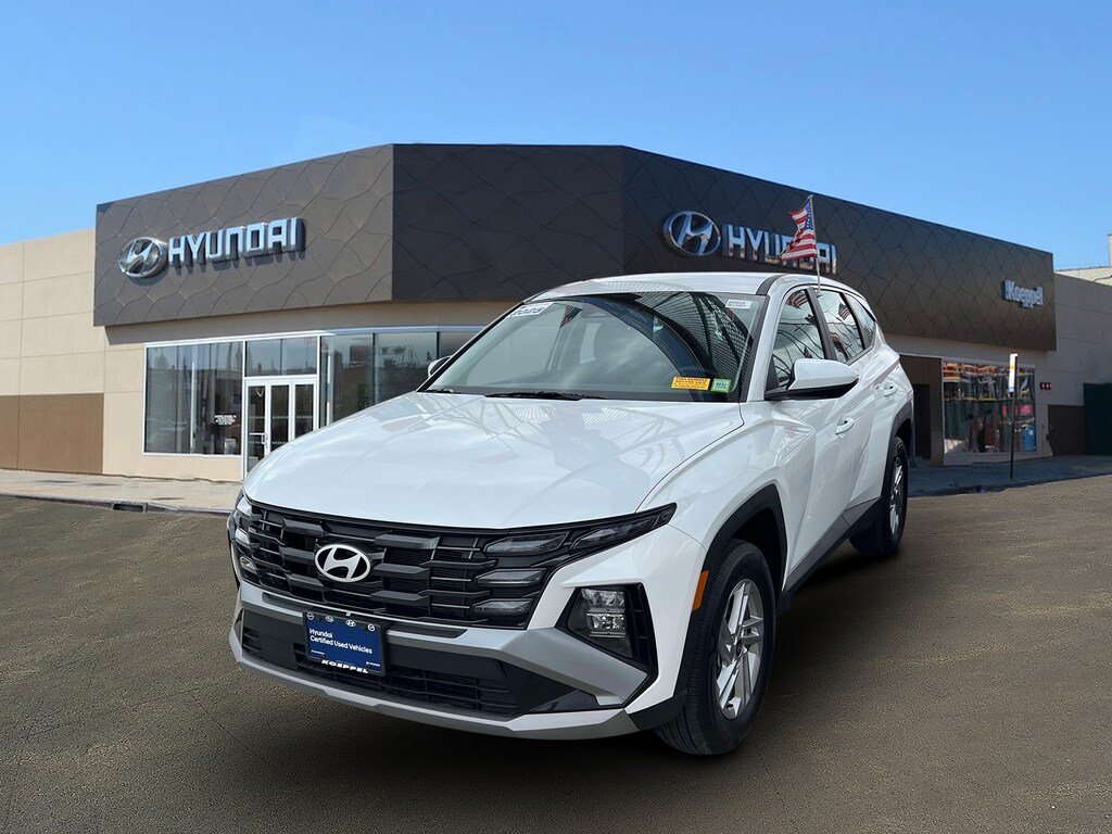 Certified 2025 Hyundai Tucson SE SUV