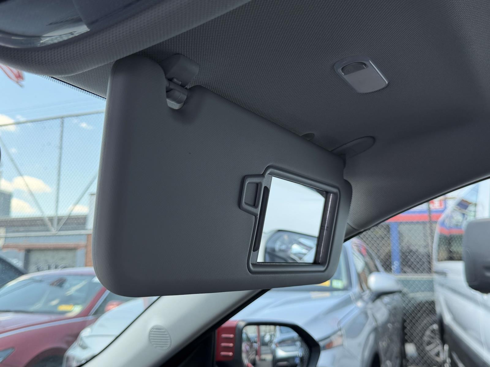 2024 Hyundai Kona Limited - Photo 33