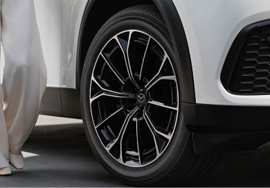 2025 Mazda CX-70 Plug-In Hybrid