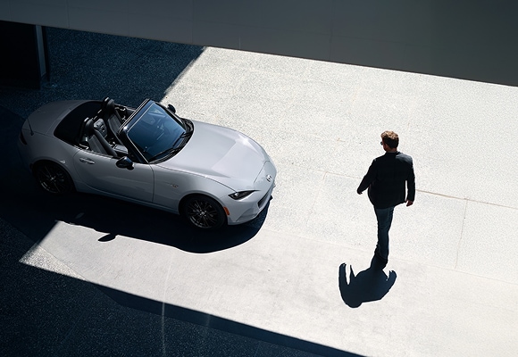 MX-5 Miata gallery image 1