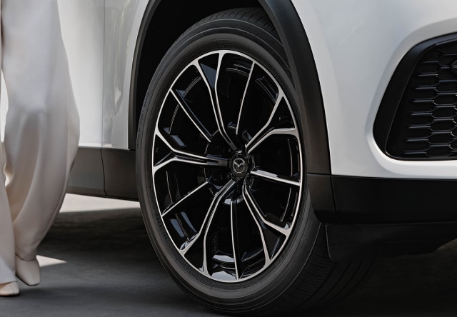 2025 Mazda CX-70 Plug-In Hybrid