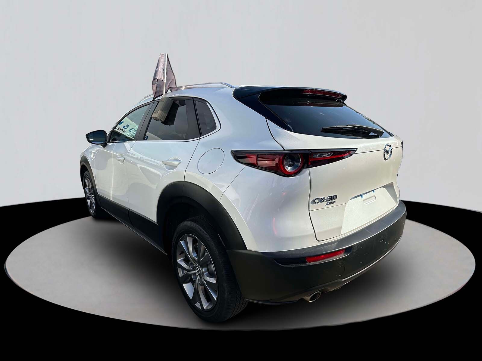 2022 Mazda CX-30 2.5 Select photo 4