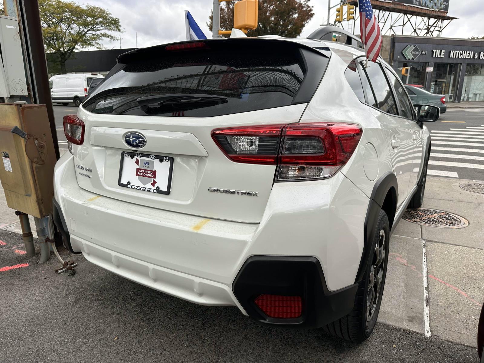 2023 Subaru Crosstrek Premium photo 2