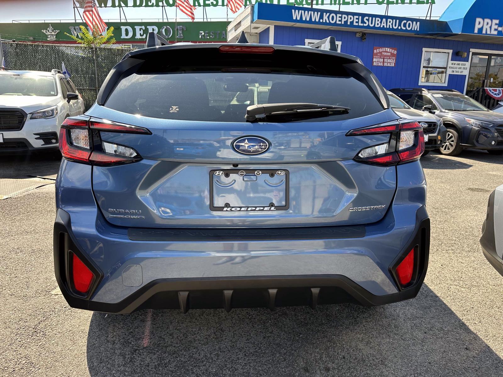 2024 Subaru Crosstrek Premium photo 3