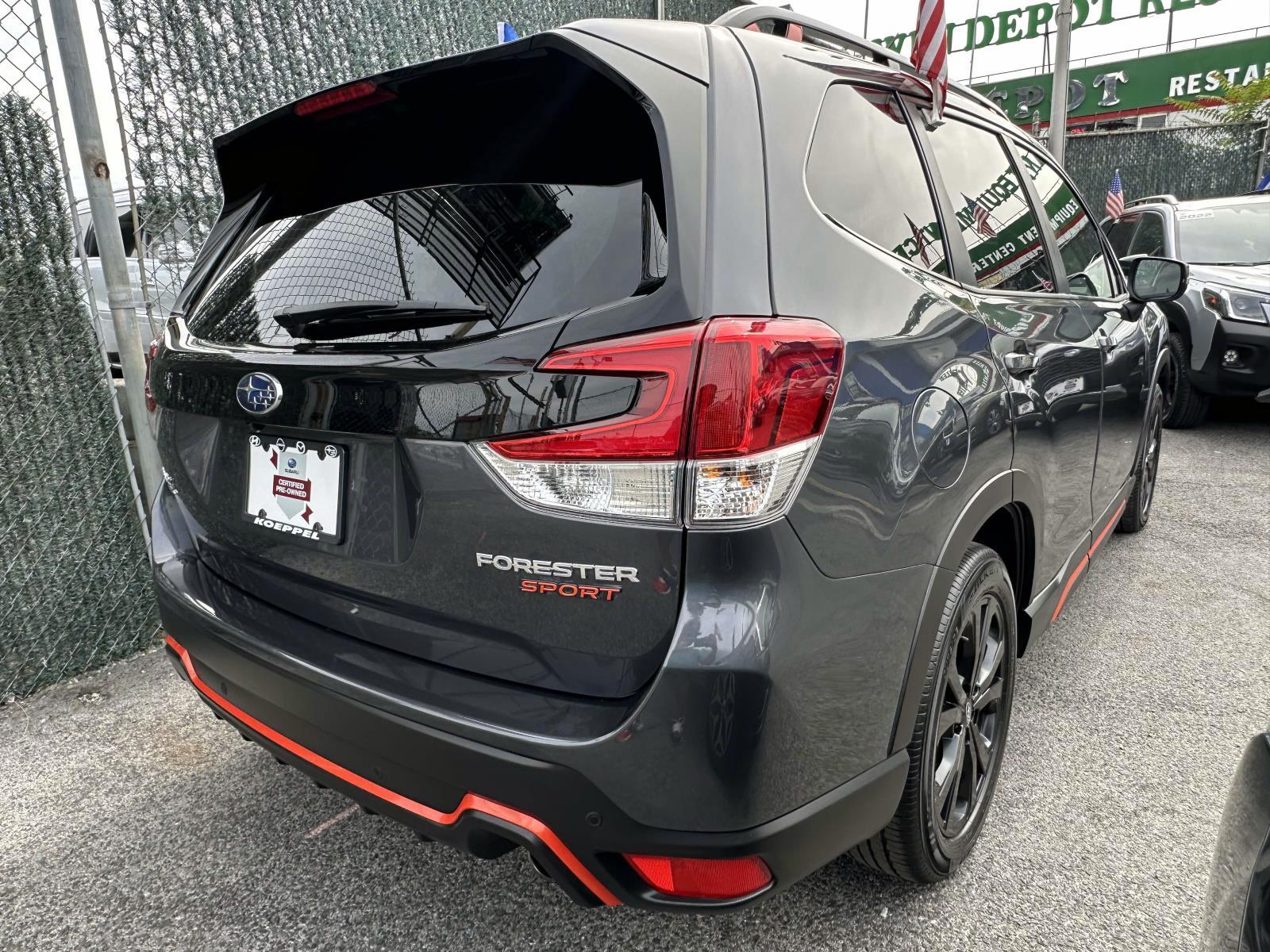 2022 Subaru Forester Sport photo 3