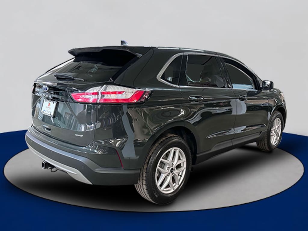 Used 2024 Ford Edge