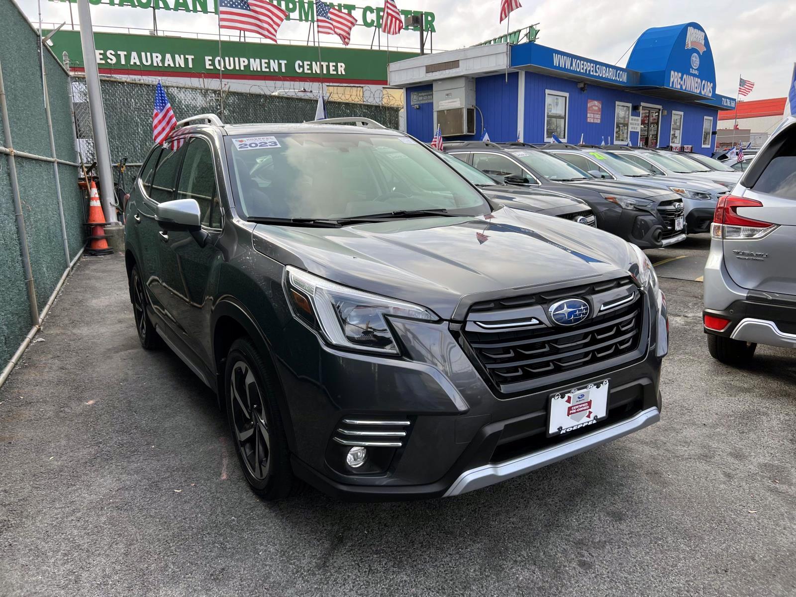 2023 Subaru Forester Touring's photo