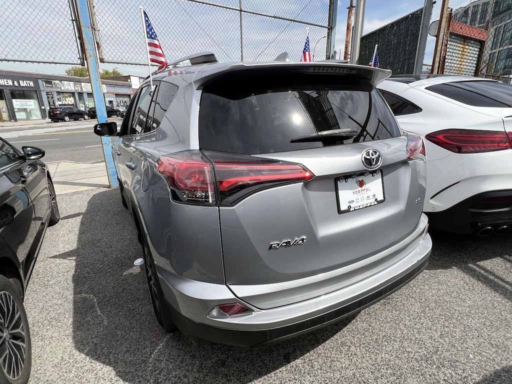 Used 2018 Toyota RAV4 SUV