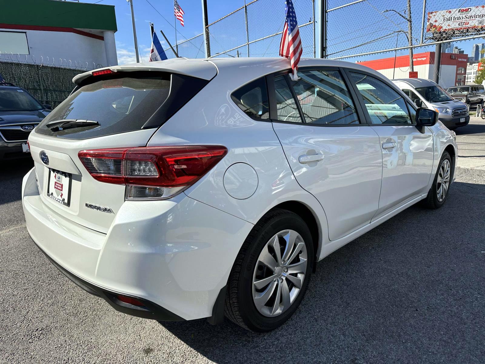 2023 Subaru Impreza Base photo 2