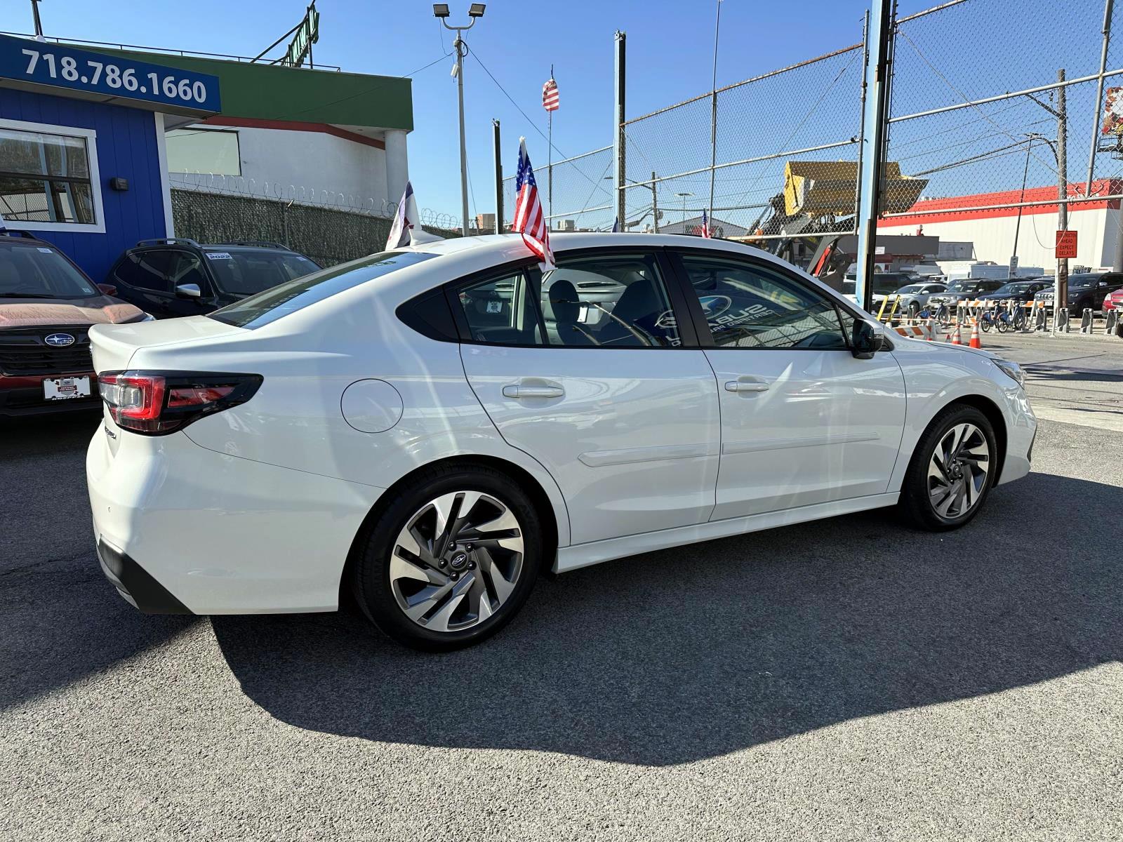 2023 Subaru Legacy Limited photo 2