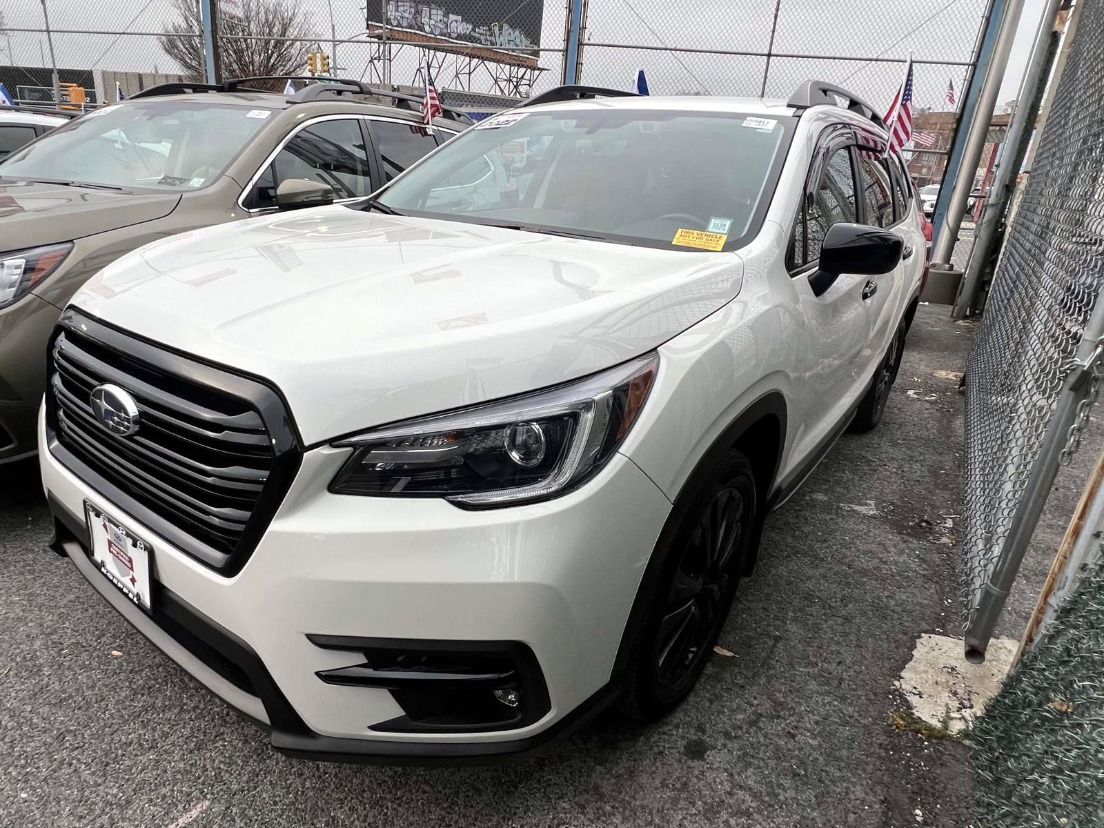 2022 Subaru Ascent Onyx Edition photo 3