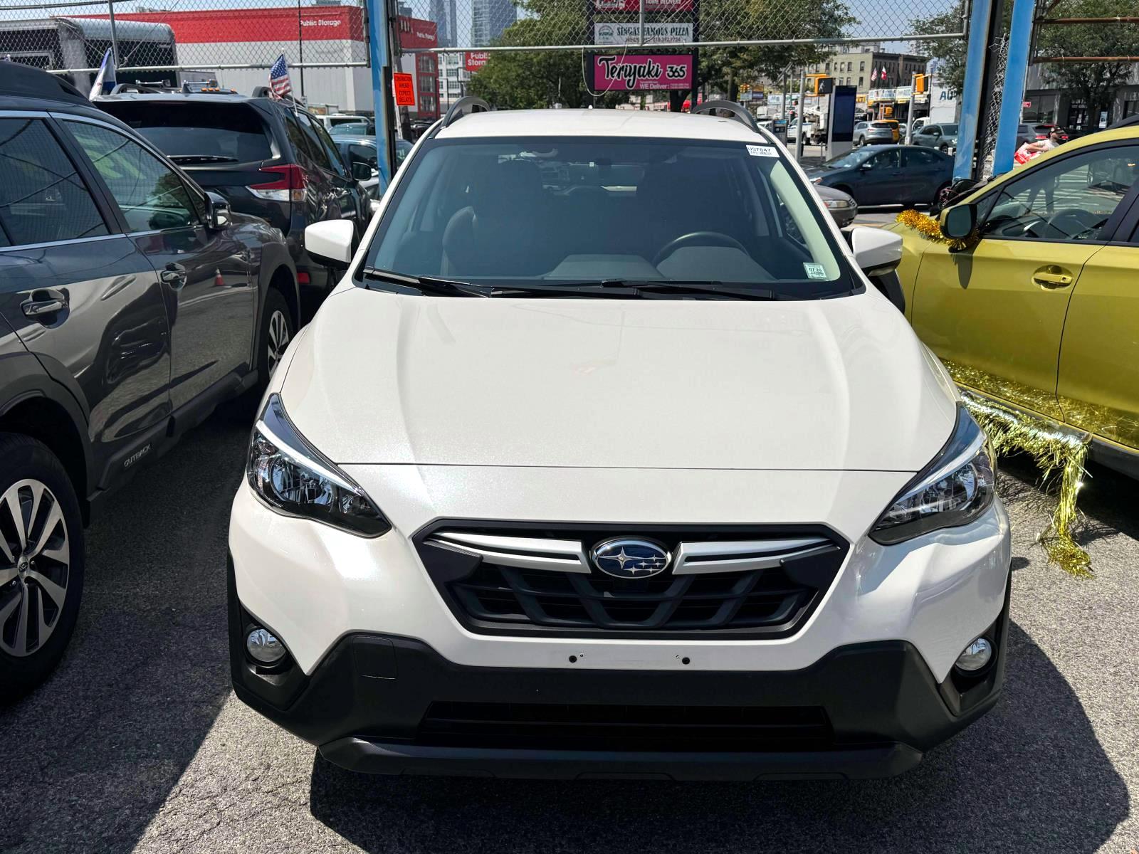 2023 Subaru Crosstrek Premium photo 2