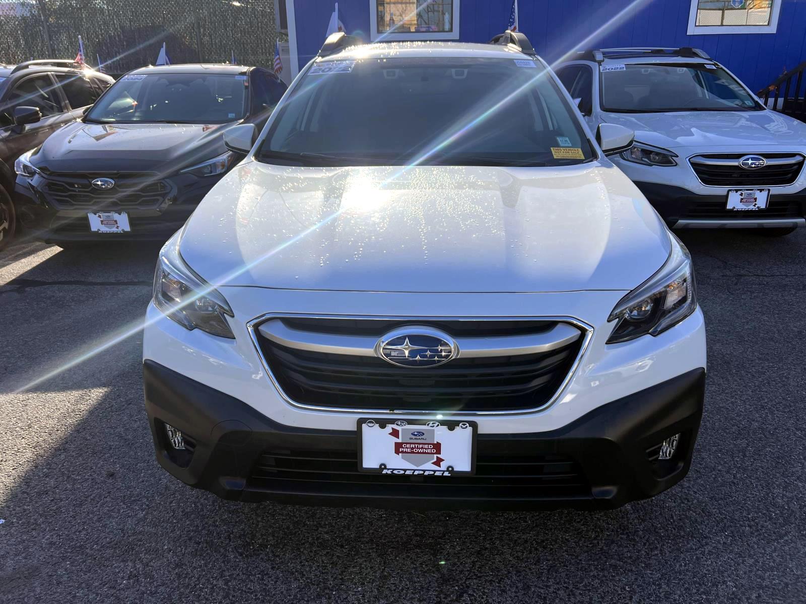 2022 Subaru Outback Premium photo 2