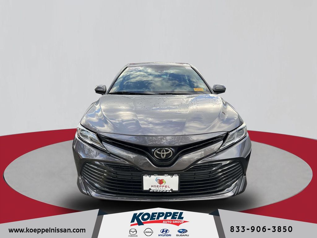 2020 Toyota Camry LE photo 2