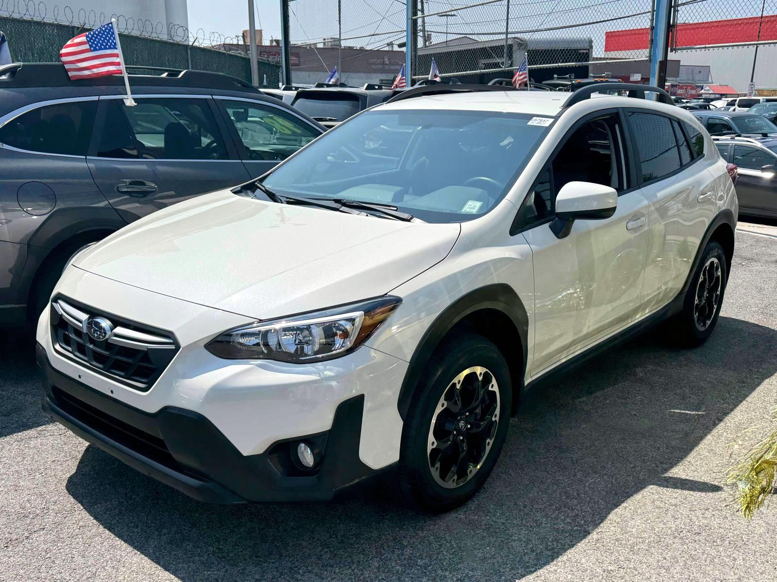 2023 Subaru Crosstrek Premium photo 3