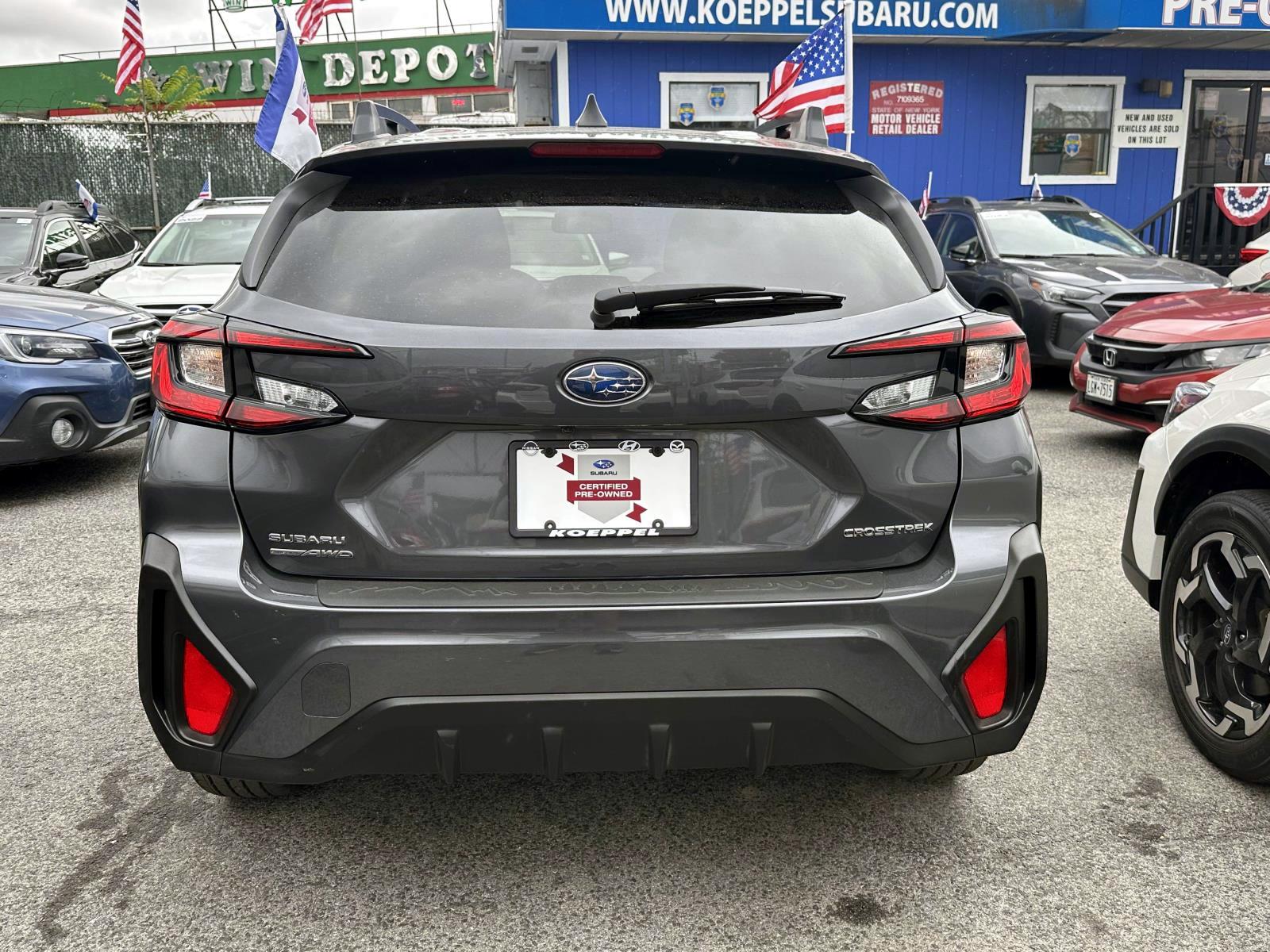 2024 Subaru Crosstrek Premium photo 3