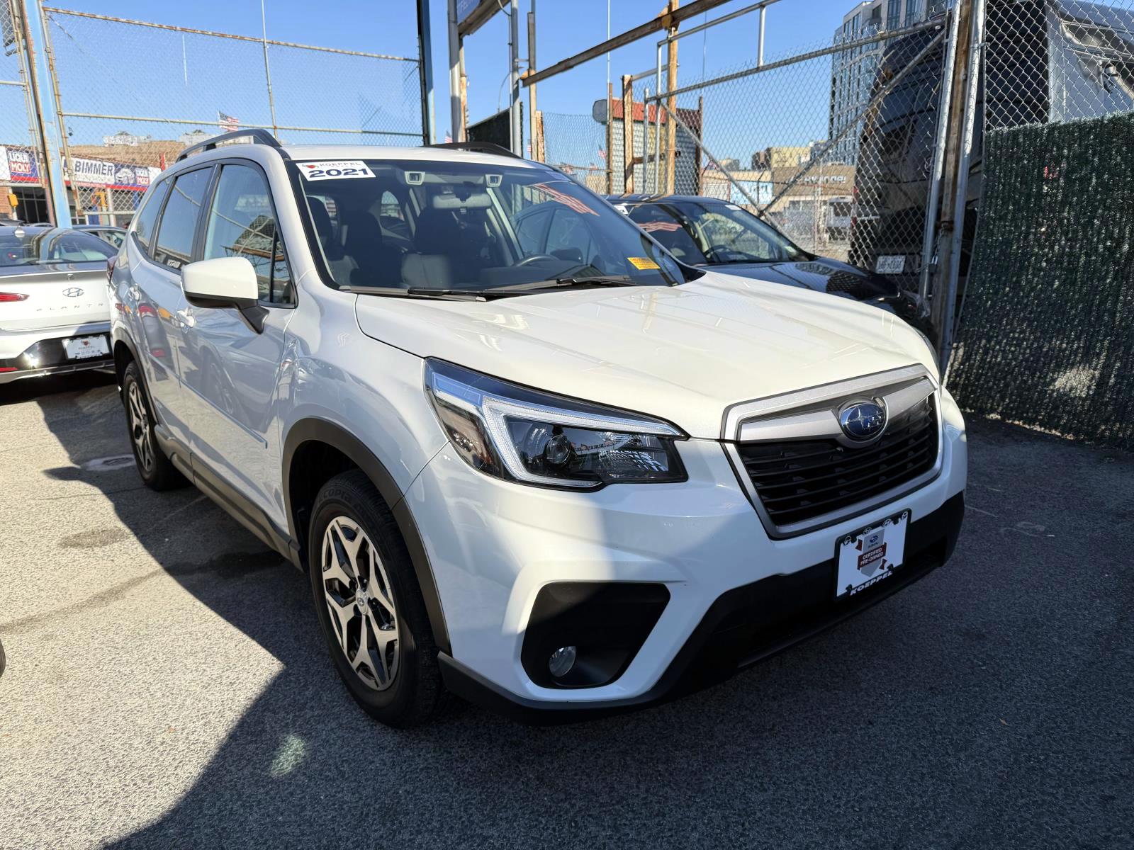 2021 Subaru Forester Premium's photo