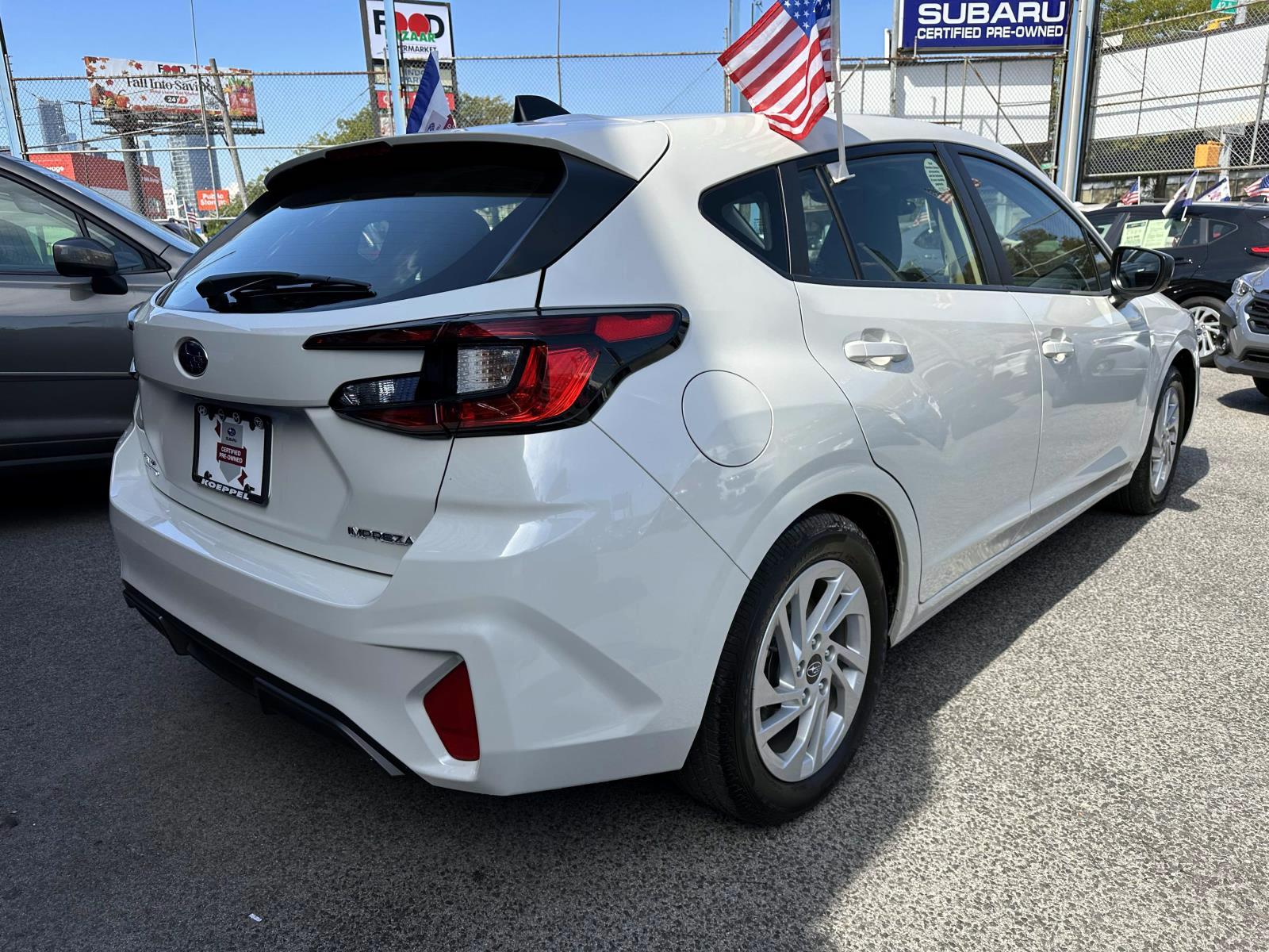2024 Subaru Impreza Base photo 2