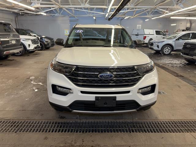 2022 Ford Explorer XLT's photo