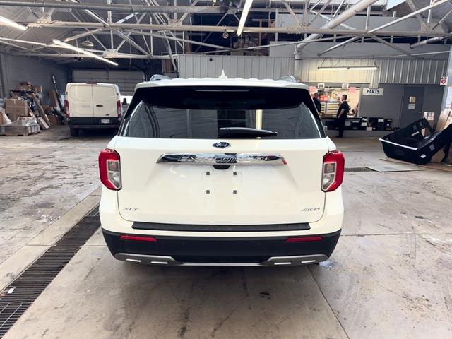 2022 Ford Explorer XLT photo 4