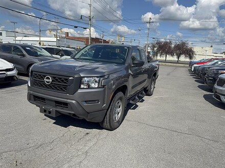 2022 Nissan Frontier S