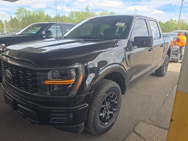 2025 Ford F-150 STX 4x4 SuperCrew 145 in's photo