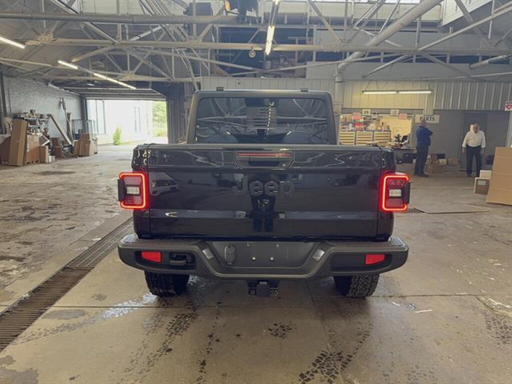 Certified 2024 Jeep Gladiator Willys