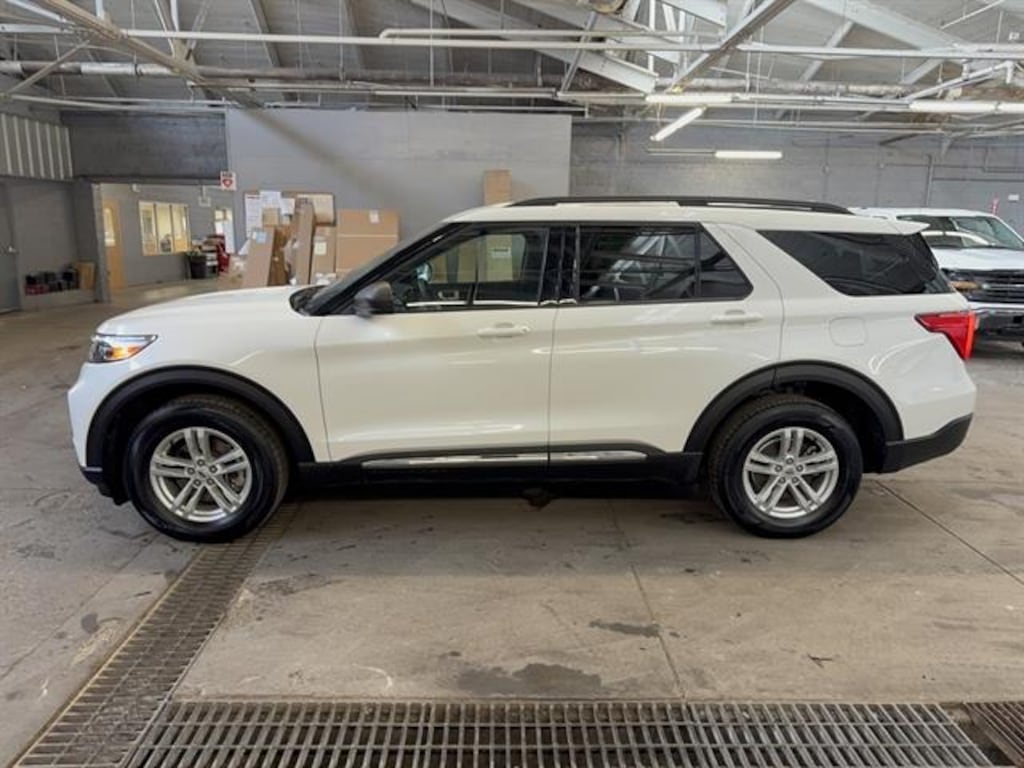 Certified 2024 Ford Explorer XLT