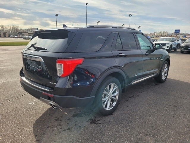 2023 Ford Explorer Limited photo 3