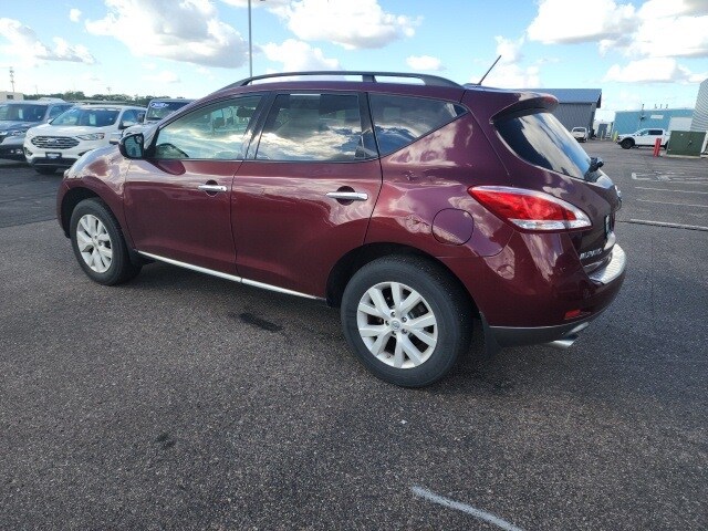 2012 Nissan Murano SV photo 2