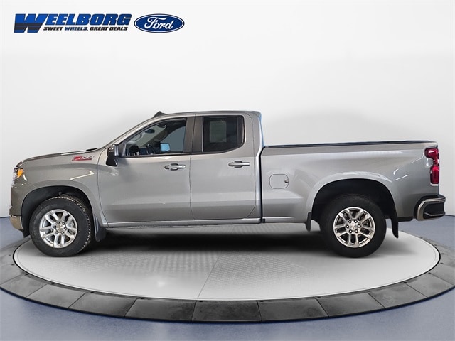 Used 2023 Chevrolet Silverado 1500 LT with VIN 1GCRDDED0PZ329284 for sale in Redwood Falls, Minnesota