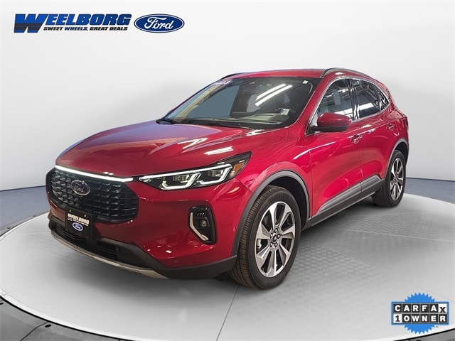 2023 Ford Escape Platinum's photo