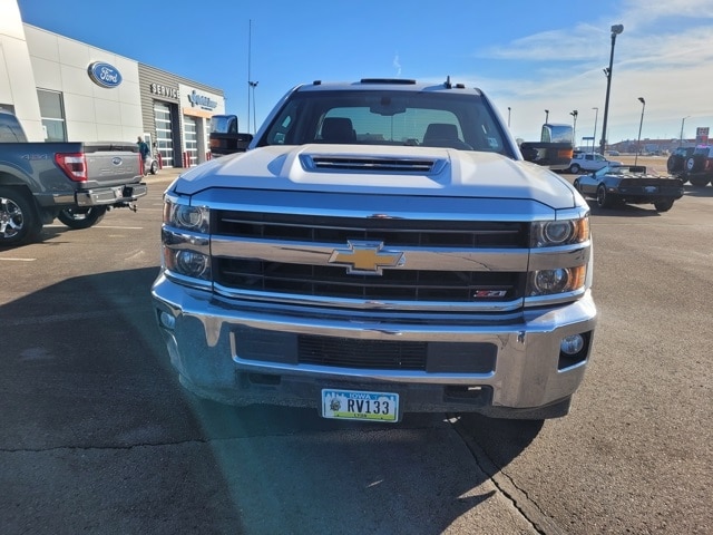 Used 2018 Chevrolet Silverado 2500HD LT with VIN 1GC2KVEYXJZ174119 for sale in Redwood Falls, Minnesota