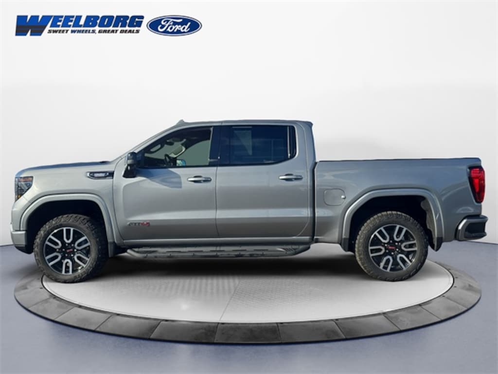 Used 2025 GMC Sierra 1500 AT4 Truck