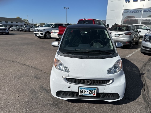 Used 2015 smart fortwo passion with VIN WMEEJ3BAXFK808980 for sale in Redwood Falls, Minnesota