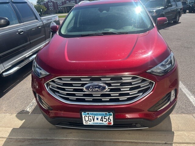 2019 Ford Edge SEL photo 2
