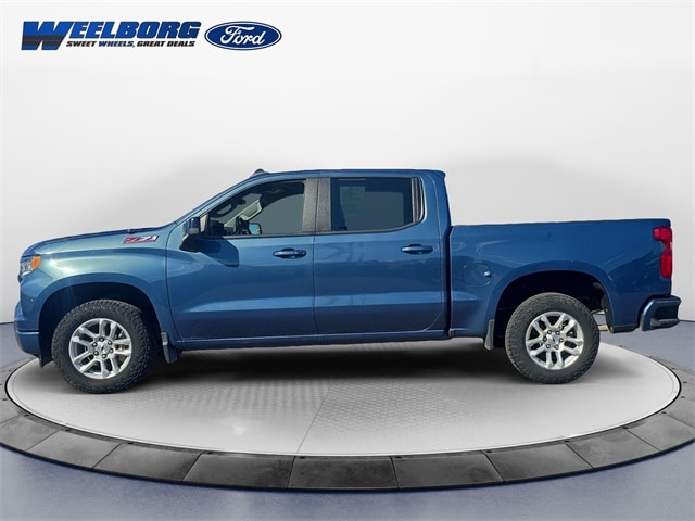Used 2024 Chevrolet Silverado 1500 RST with VIN 1GCUDEED8RZ227637 for sale in Redwood Falls, Minnesota