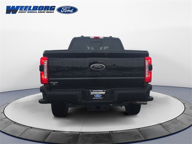 2026 Ford F-350 photo 4