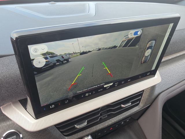 2026 Ford Explorer Platinum - Photo 16