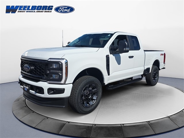 2026 Ford F-350 Super Duty XL's photo