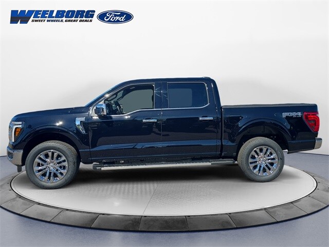 2025 Ford F-150 Lariat photo 2