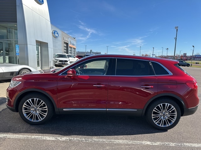 Used 2016 Lincoln MKX Reserve with VIN 2LMTJ6LR6GBL88125 for sale in Redwood Falls, Minnesota