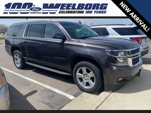 Used 2017 Chevrolet Suburban LT with VIN 1GNSKHKC9HR170428 for sale in Redwood Falls, Minnesota