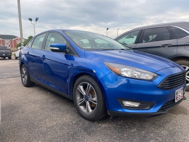 2018 Ford Focus SE photo 3