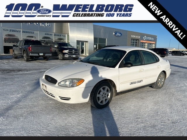 2005 Ford Taurus SE