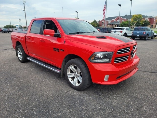 2016 Ram 1500 Sport photo 3