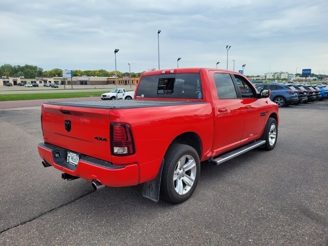 2016 Ram 1500 Sport photo 4