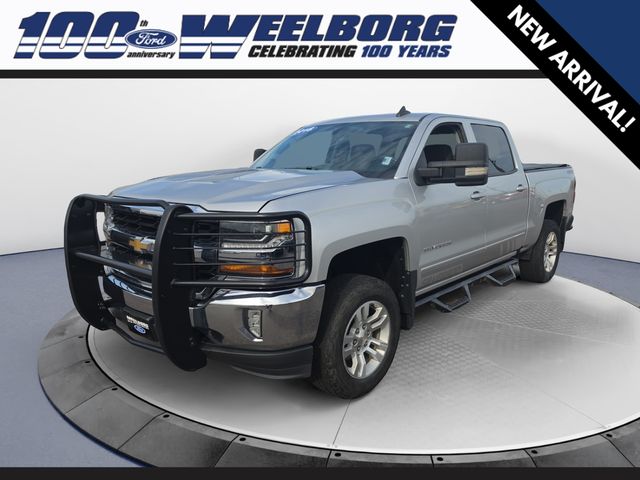 Used 2018 Chevrolet Silverado 1500 LT with VIN 3GCUKREC5JG304862 for sale in Redwood Falls, Minnesota